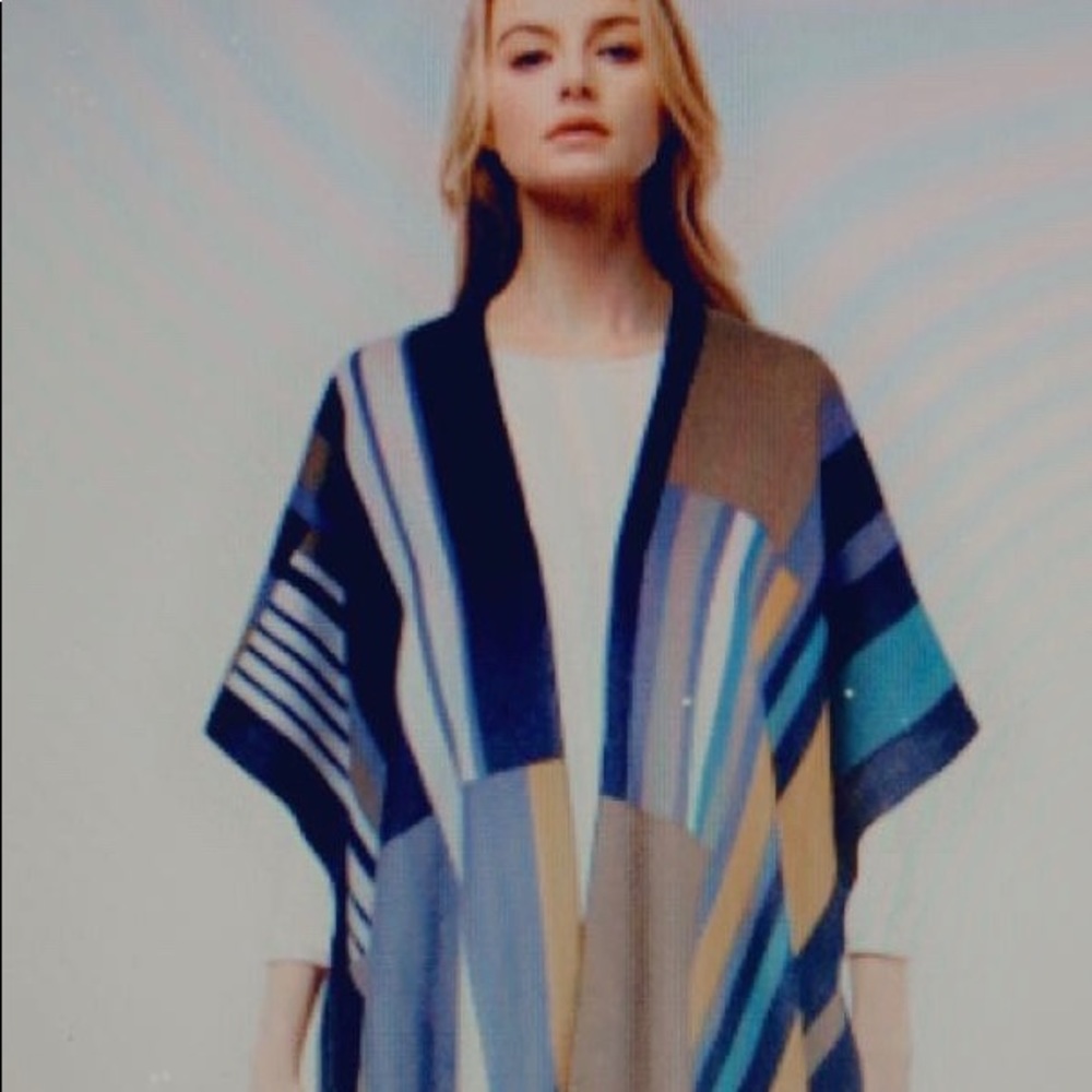 Shaw poncho